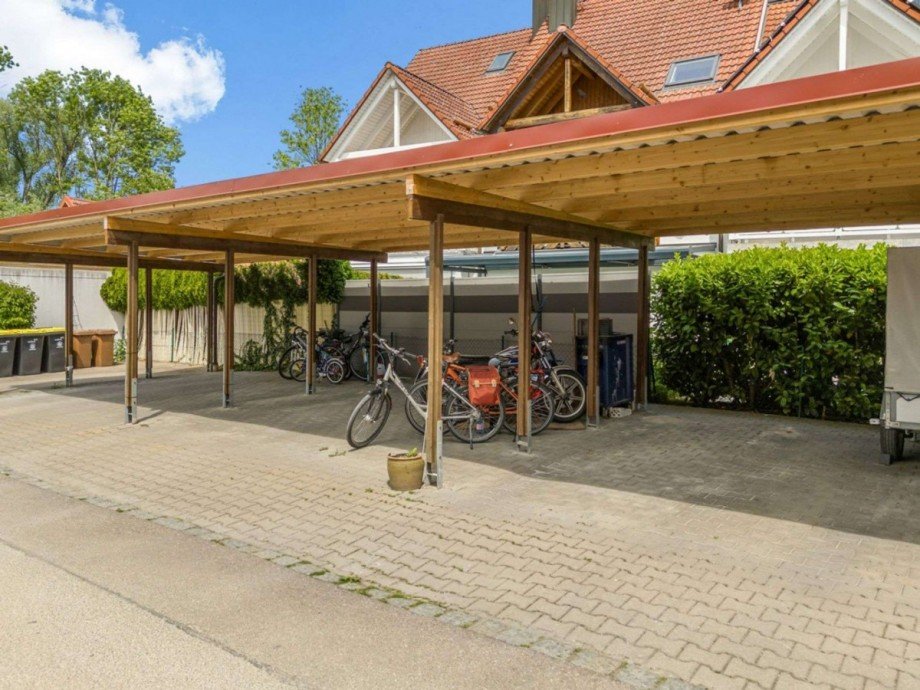 Stellplatz Dachgeschosswohnung Kissing