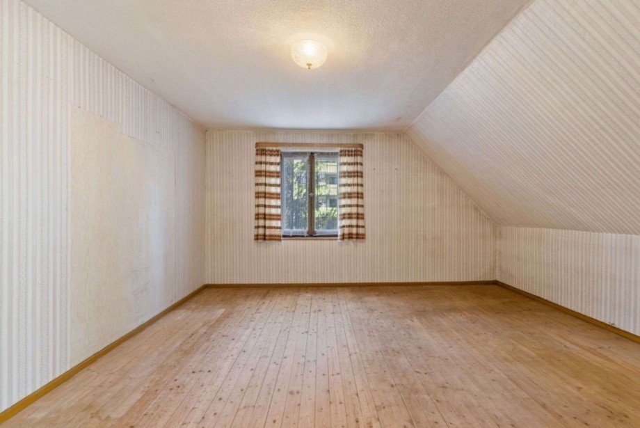 Schlafzimmer OG Einfamilienhaus K�nigsbrunn