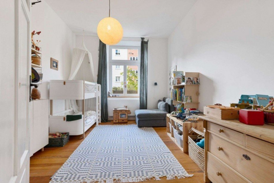 Kind 2 Etagenwohnung Augsburg