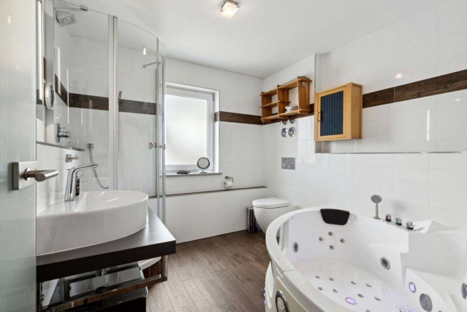Bad Dachgeschosswohnung Augsburg