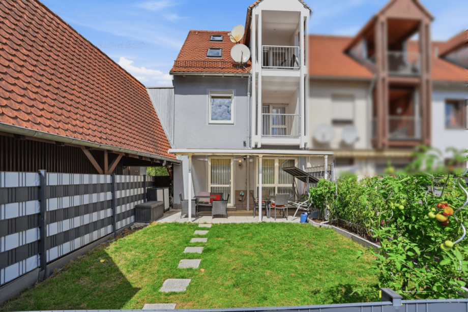 Au�enansicht Garten Reiheneckhaus Augsburg