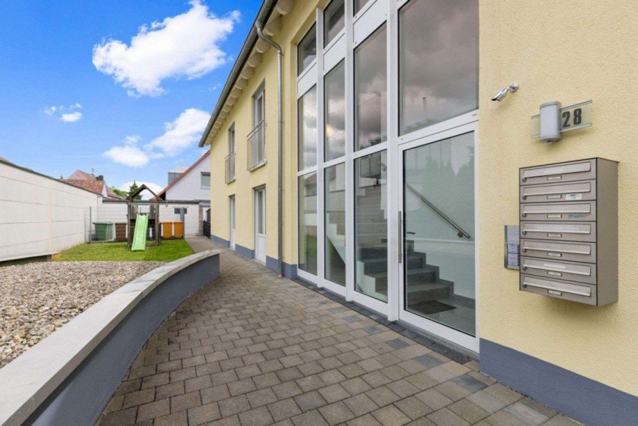 Hausansicht Dachgeschosswohnung Augsburg