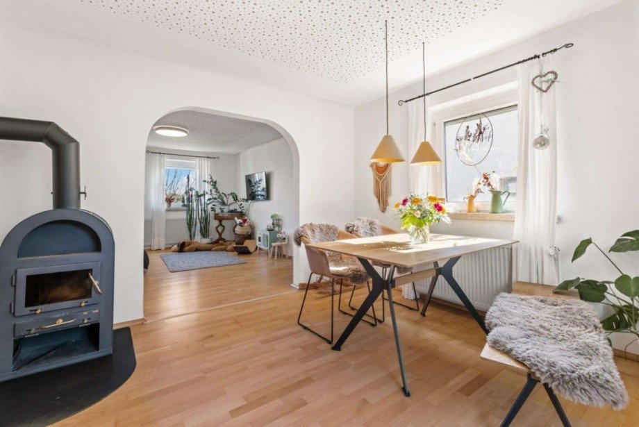 Wohn-/Esszimmer Einfamilienhaus K�nigsbrunn