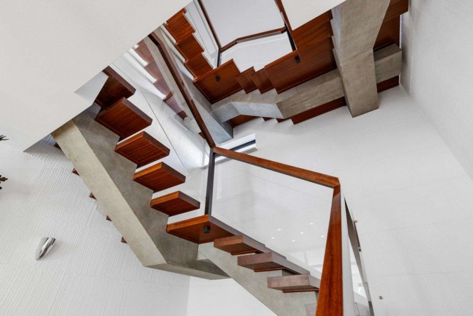 Treppe Doppelhaush�lfte Langweid am Lech