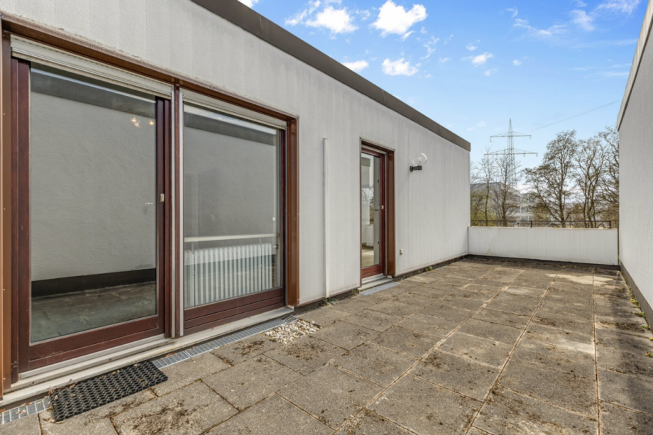 Terrasse oben Reihenmittelhaus Neus��